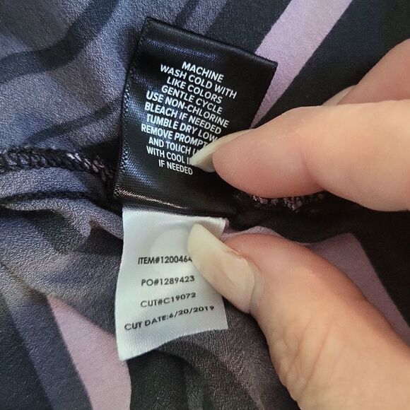 Torrid Striped Tie Front Blouse - Picture 6 of 7